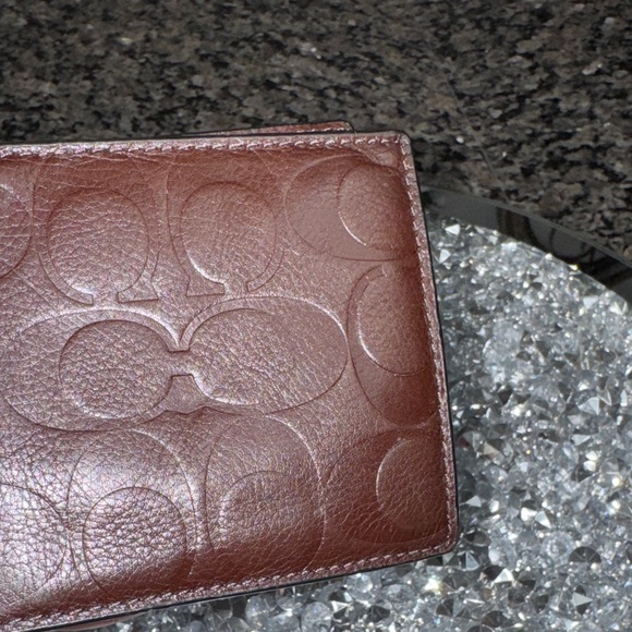 Coach men’s wallet Rich Brown Embossed Leather Card Holder EUC - Picture 10 of 11
